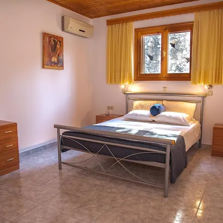 Villa Stegna Arhángelosz